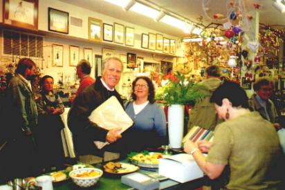 Holiday Exhibit, Opening night